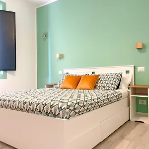 https://antos-apartment-taormina.taorminaitalyhotels.com